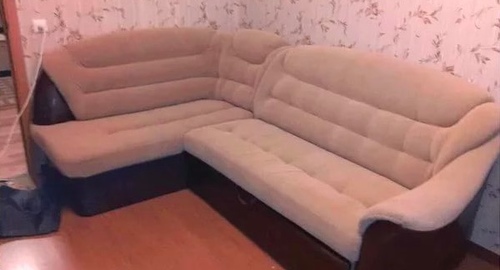 Перетяжка углового дивана. Курганинск